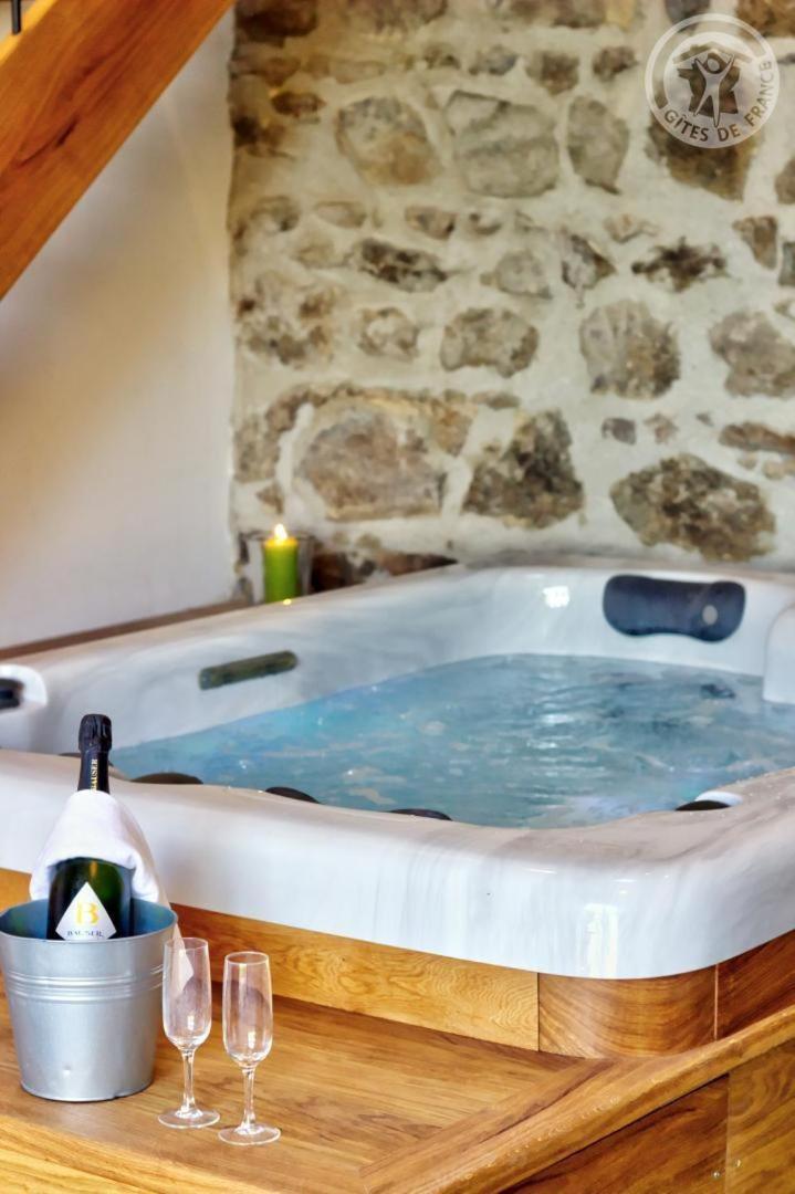 La Ferme Des Galoches Bed & Breakfast Villemontais Bagian luar foto